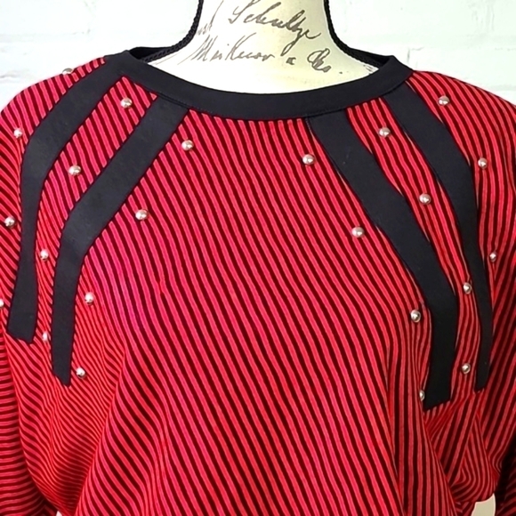 Amy Jess AUTHENIC 80s NWT Top Red and Black - Picture 2 of 8